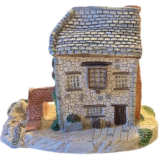 Vintage Naturecraft Figurine Jones Florist #11 by Peter Tomlins 1985 - Picture 2 of 9